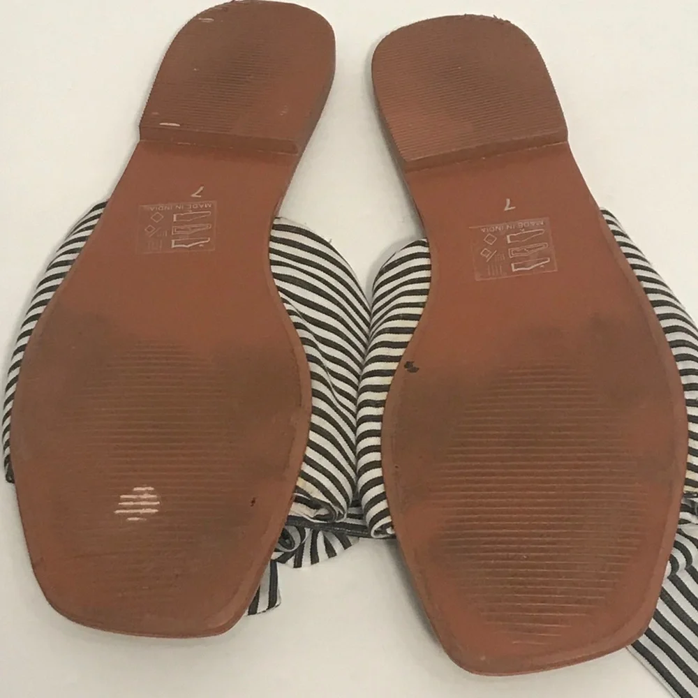 Park lane Bow Flat Sandals - Picture 7 of 12